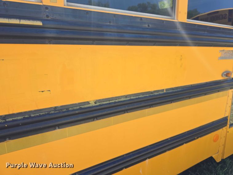 image for item EF3538 2000 GMC Savana G3500 school bus