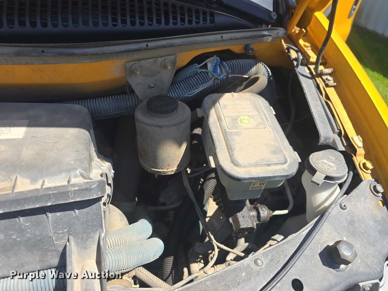 image for item EF3538 2000 GMC Savana G3500 school bus