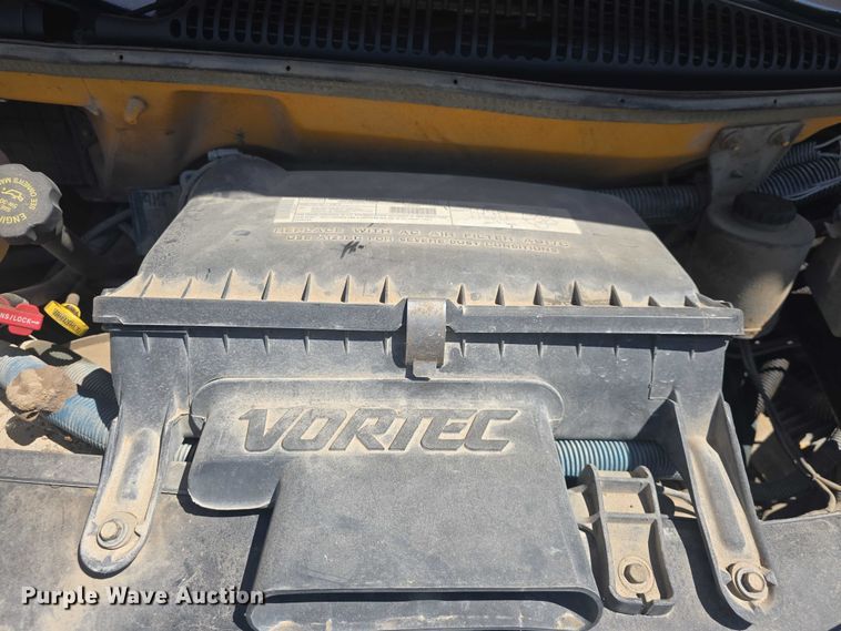 image for item EF3538 2000 GMC Savana G3500 school bus