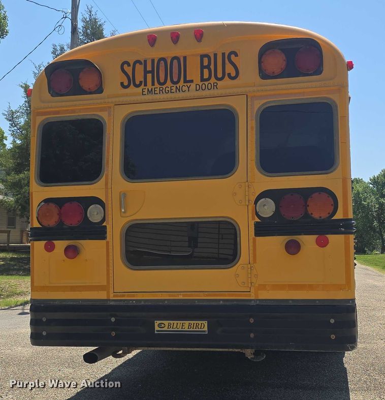 image for item EF3539 2003 Blue Bird C7H064 school bus