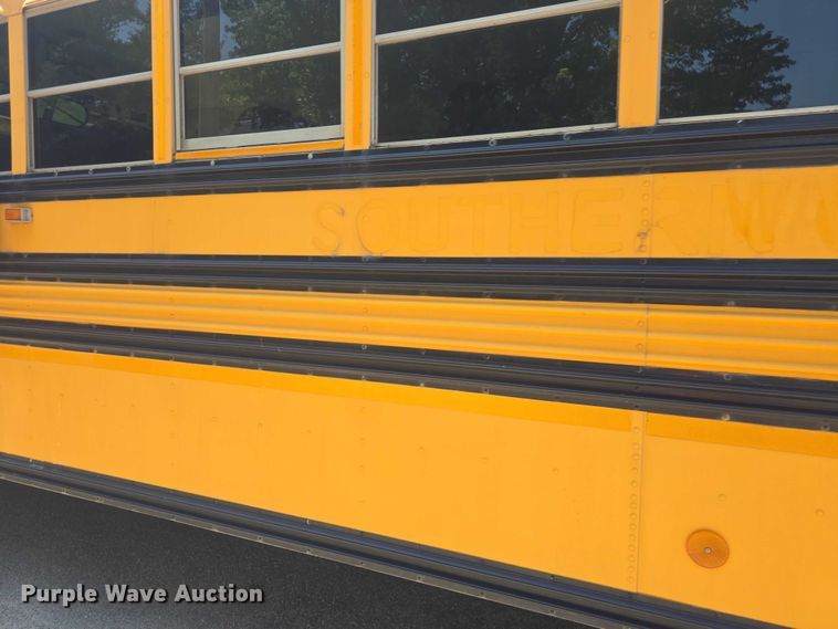 image for item EF3539 2003 Blue Bird C7H064 school bus