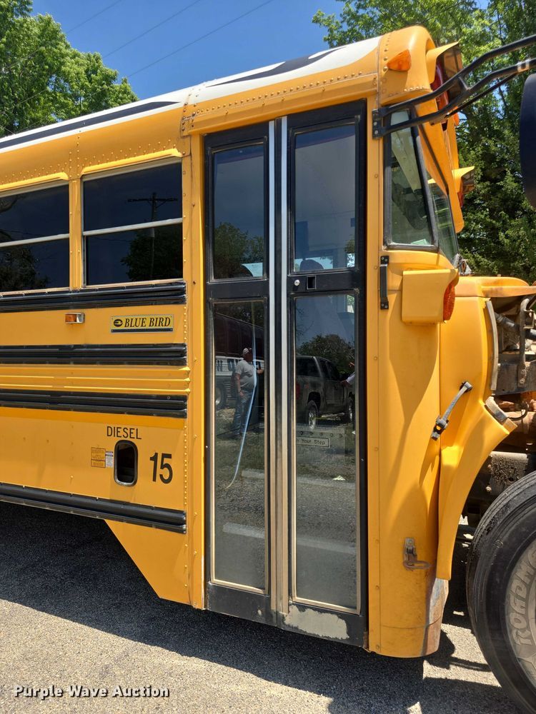 image for item EF3539 2003 Blue Bird C7H064 school bus