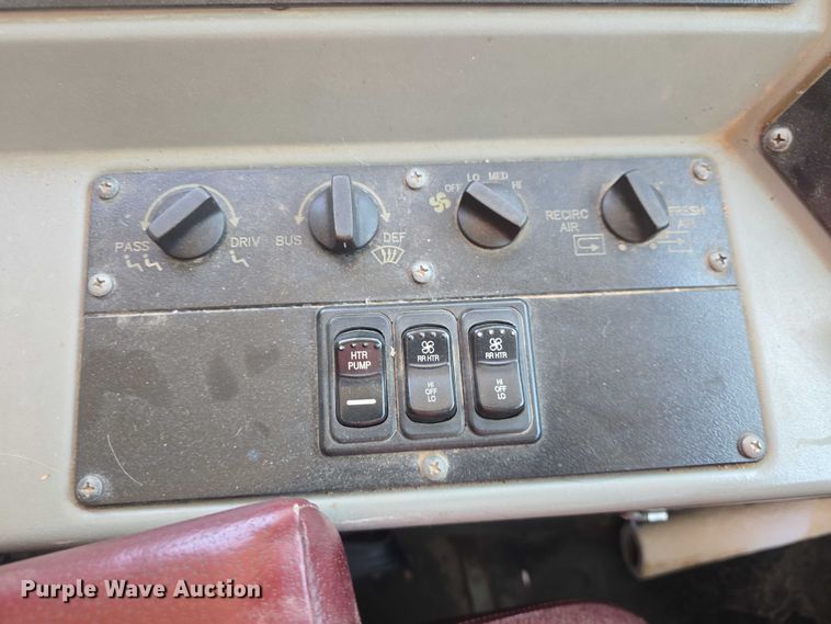 image for item EF3539 2003 Blue Bird C7H064 school bus