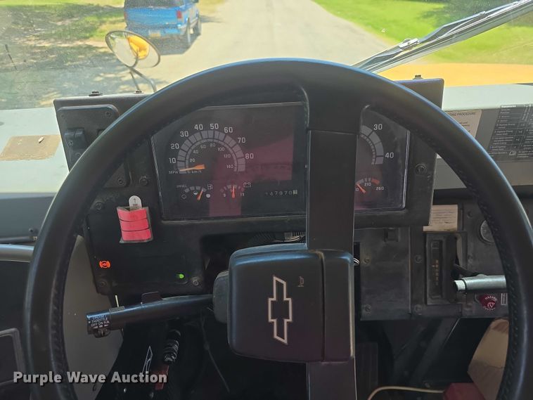 image for item EF3539 2003 Blue Bird C7H064 school bus