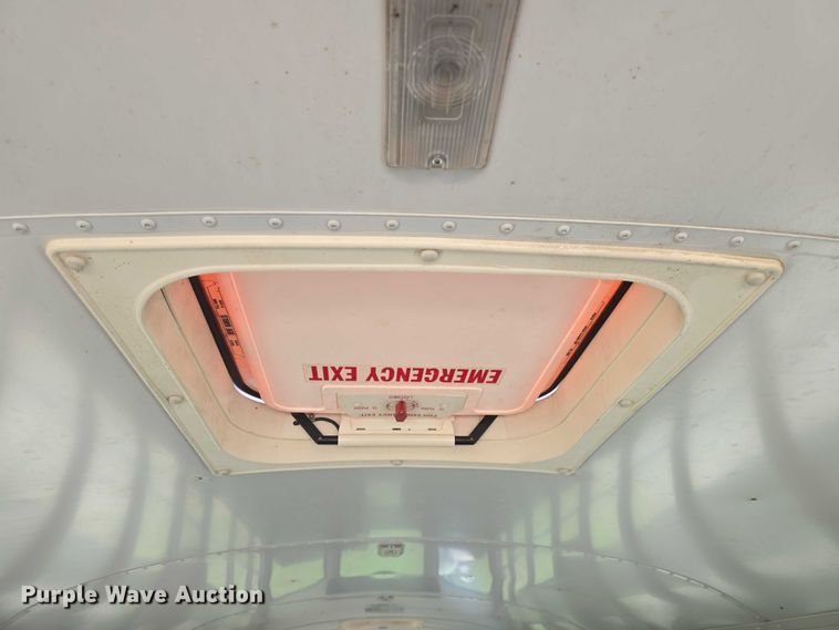 image for item EF3539 2003 Blue Bird C7H064 school bus