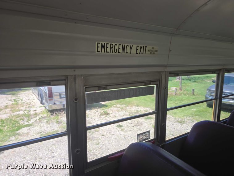 image for item EF3539 2003 Blue Bird C7H064 school bus