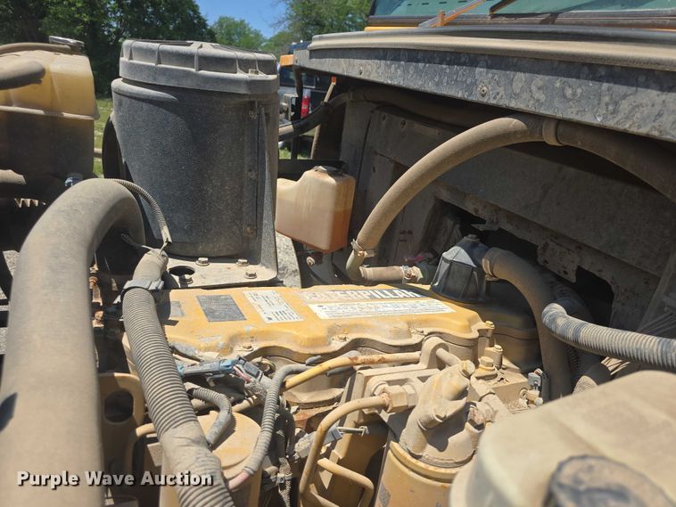 image for item EF3539 2003 Blue Bird C7H064 school bus