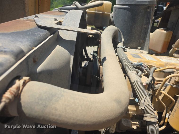 image for item EF3539 2003 Blue Bird C7H064 school bus