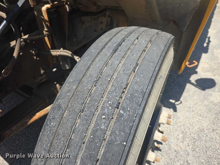 image for item EF3539 2003 Blue Bird C7H064 school bus