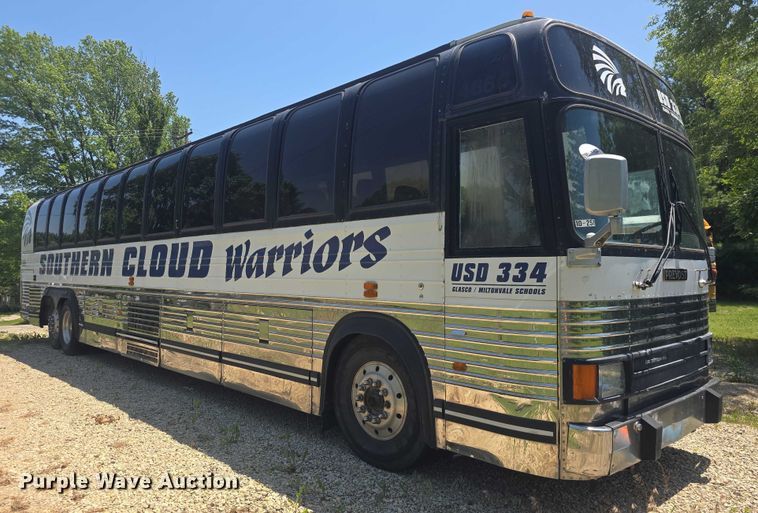 image for item EF3540 1996 Prevost Le Mirage XL coach bus