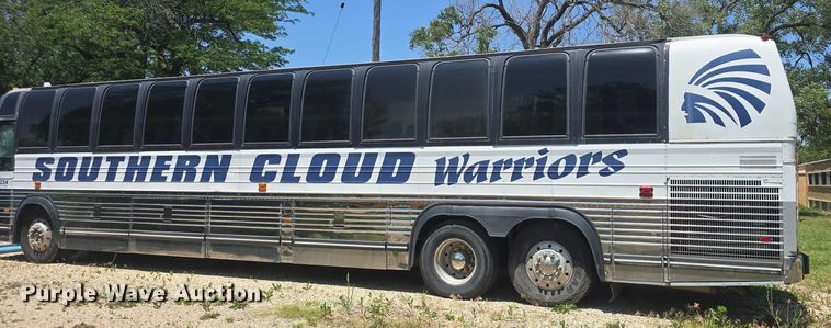 image for item EF3540 1996 Prevost Le Mirage XL coach bus