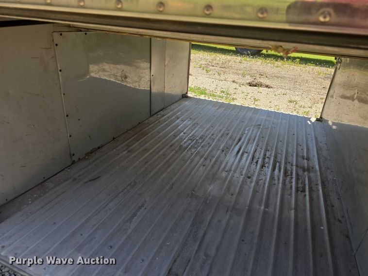 image for item EF3540 1996 Prevost Le Mirage XL coach bus