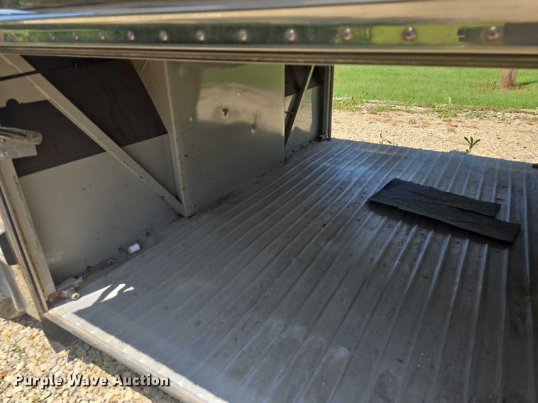 image for item EF3540 1996 Prevost Le Mirage XL coach bus