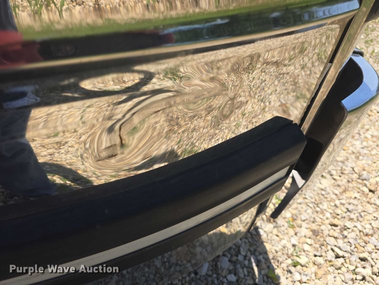 image for item EF3540 1996 Prevost Le Mirage XL coach bus