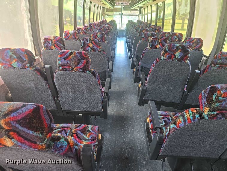 image for item EF3540 1996 Prevost Le Mirage XL coach bus