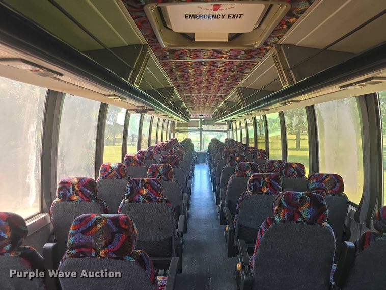 image for item EF3540 1996 Prevost Le Mirage XL coach bus