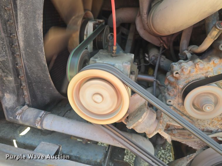 image for item EF3540 1996 Prevost Le Mirage XL coach bus