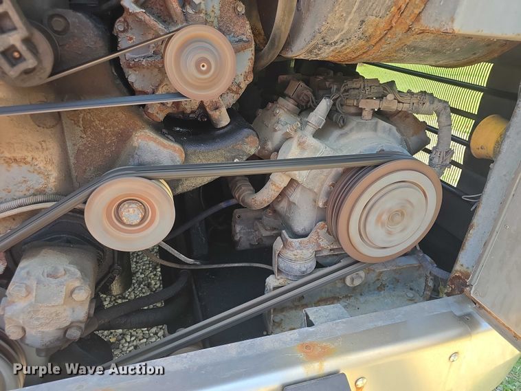 image for item EF3540 1996 Prevost Le Mirage XL coach bus