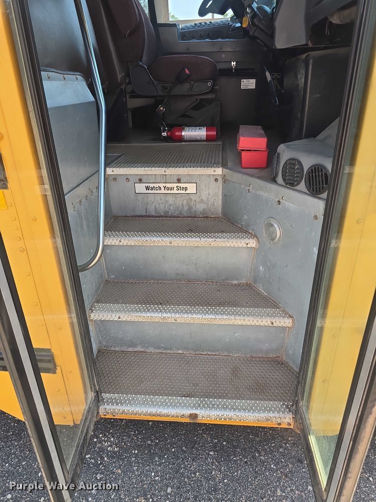 image for item EF3541 2011 Blue Bird Vision school bus