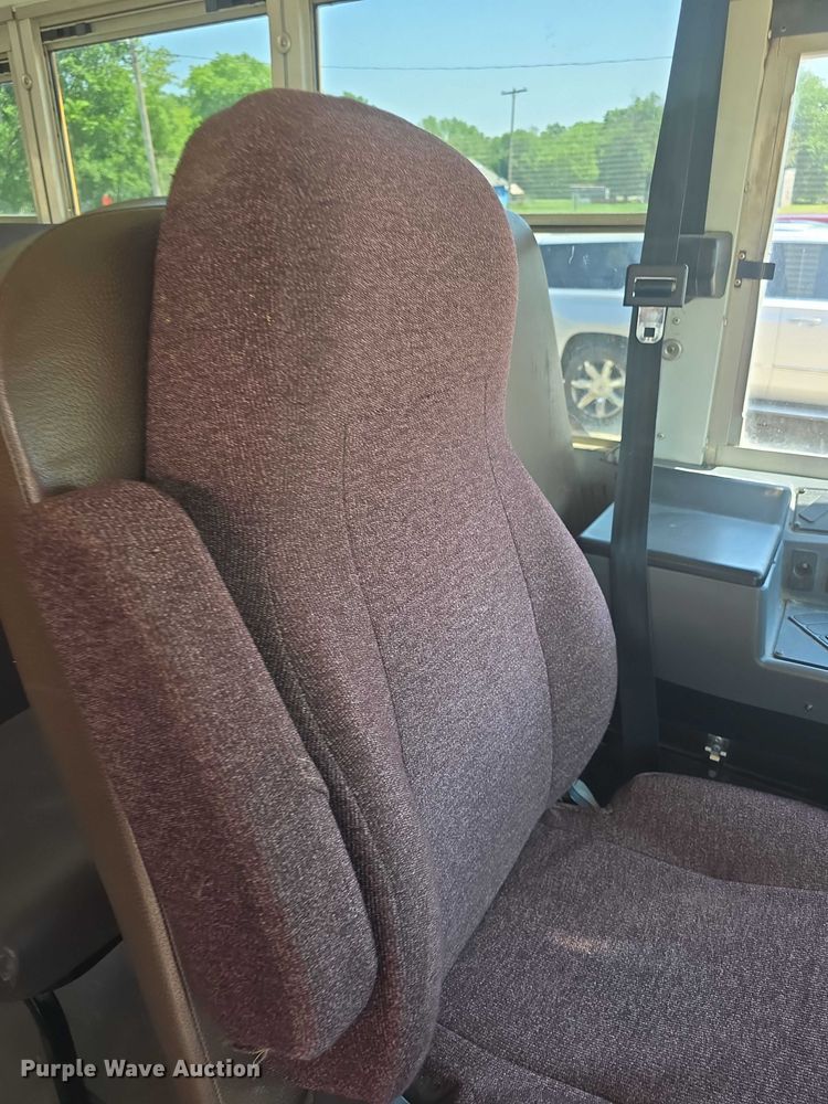 image for item EF3541 2011 Blue Bird Vision school bus