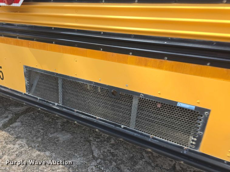 image for item EF3542 2003 International  3800 school bus