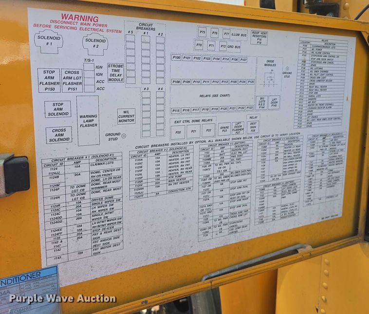 image for item EF3542 2003 International  3800 school bus