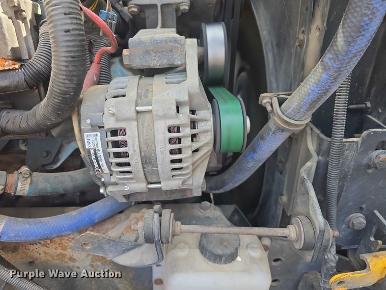 image for item EF3542 2003 International  3800 school bus