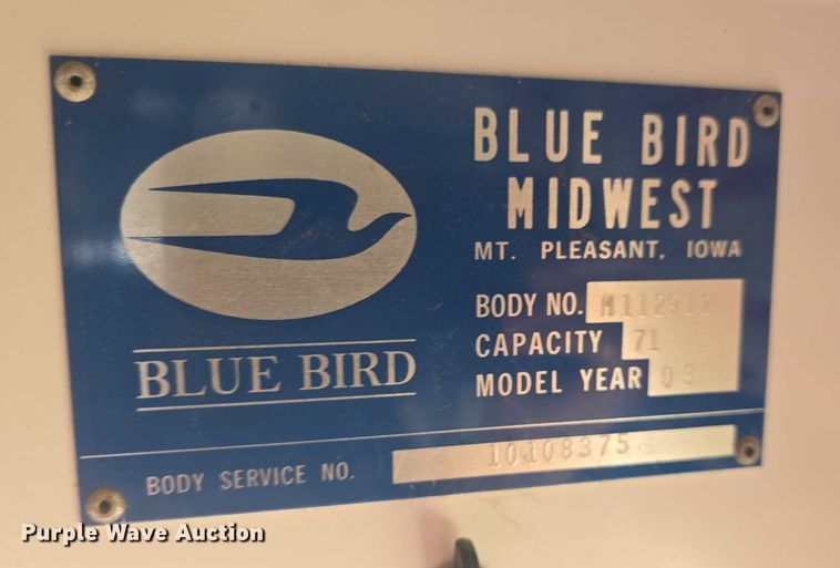 image for item EF3542 2003 International  3800 school bus