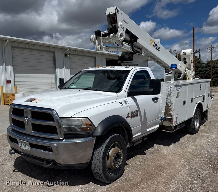 image for item EG6458 2015 Dodge Ram 5500 utility / service truck
