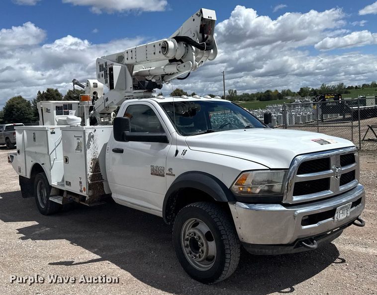 image for item EG6458 2015 Dodge Ram 5500 utility / service truck