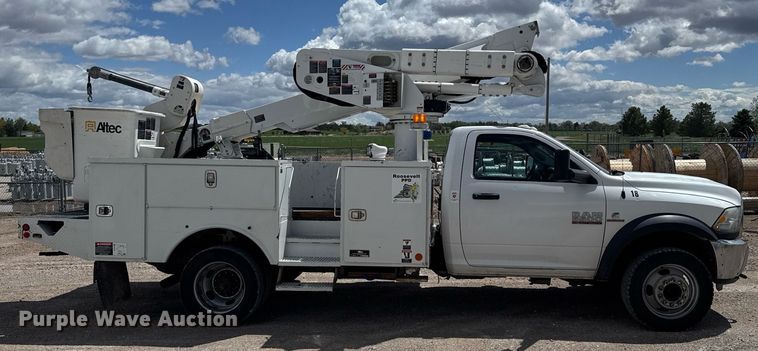 image for item EG6458 2015 Dodge Ram 5500 utility / service truck