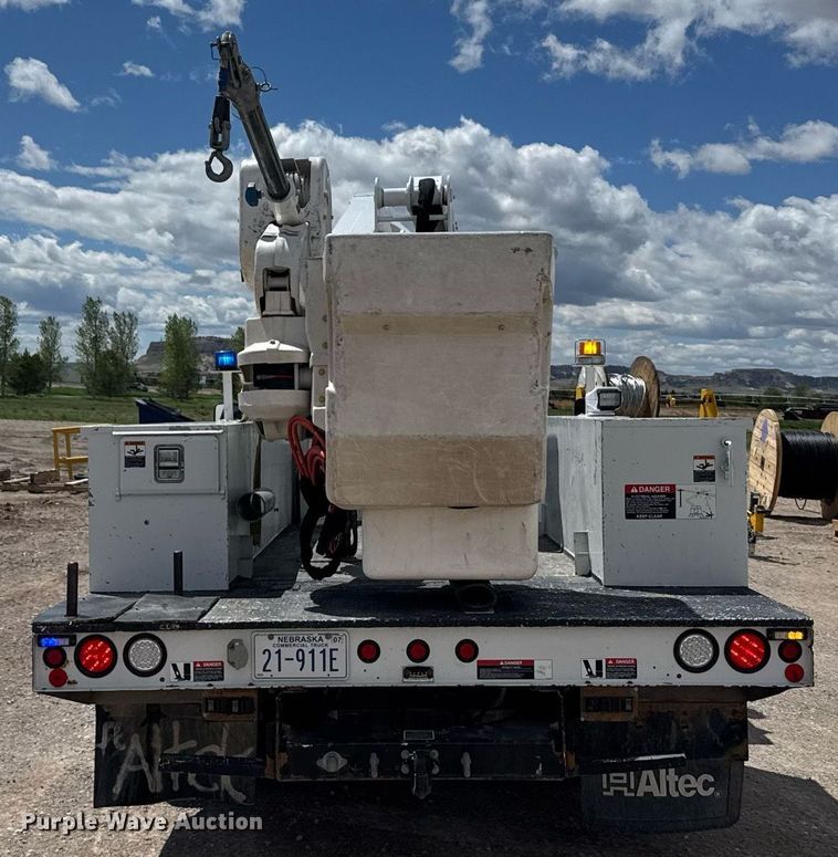 image for item EG6458 2015 Dodge Ram 5500 utility / service truck