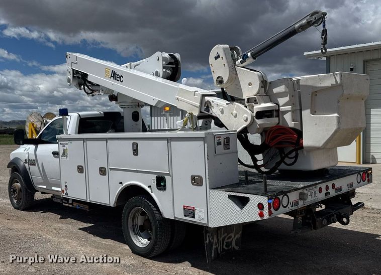 image for item EG6458 2015 Dodge Ram 5500 utility / service truck