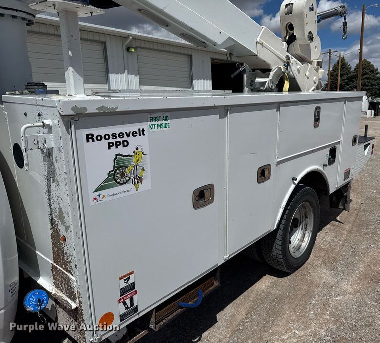 image for item EG6458 2015 Dodge Ram 5500 utility / service truck