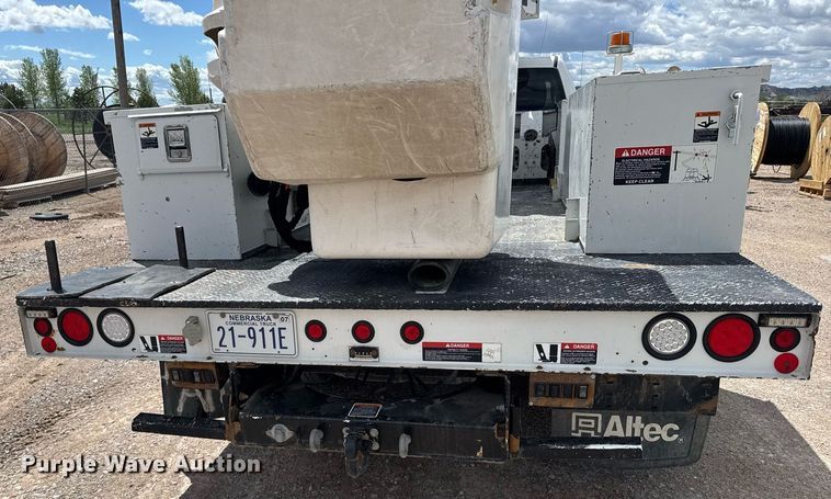 image for item EG6458 2015 Dodge Ram 5500 utility / service truck