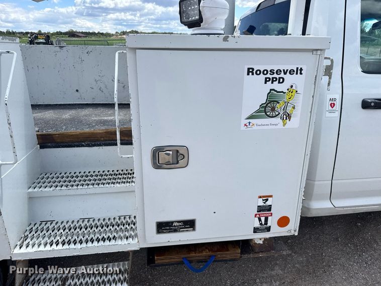 image for item EG6458 2015 Dodge Ram 5500 utility / service truck