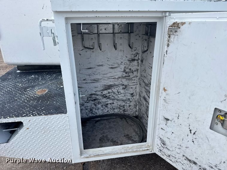 image for item EG6458 2015 Dodge Ram 5500 utility / service truck