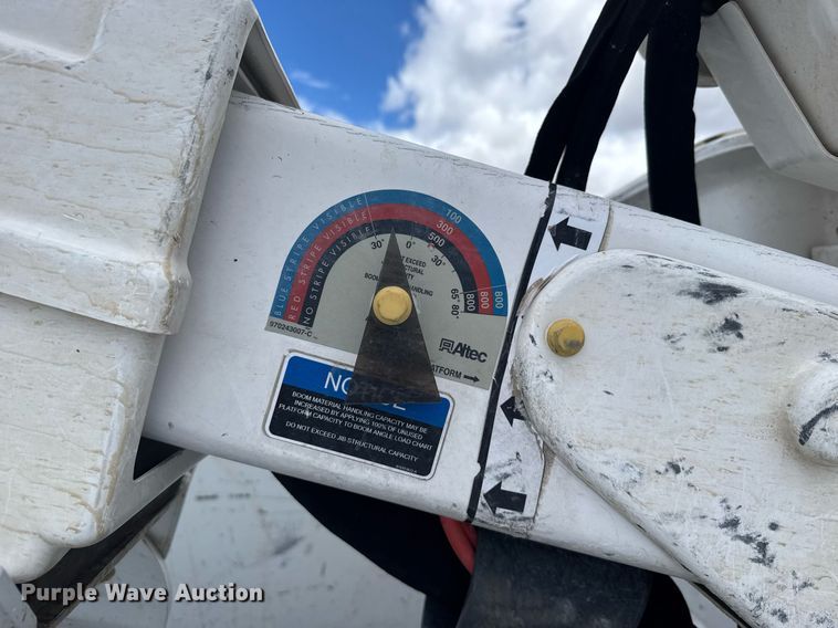 image for item EG6458 2015 Dodge Ram 5500 utility / service truck