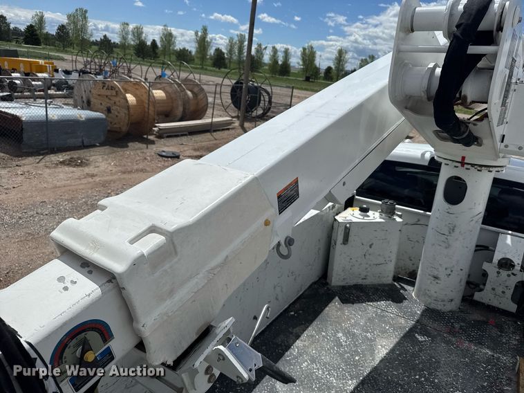 image for item EG6458 2015 Dodge Ram 5500 utility / service truck