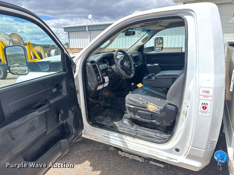 image for item EG6458 2015 Dodge Ram 5500 utility / service truck