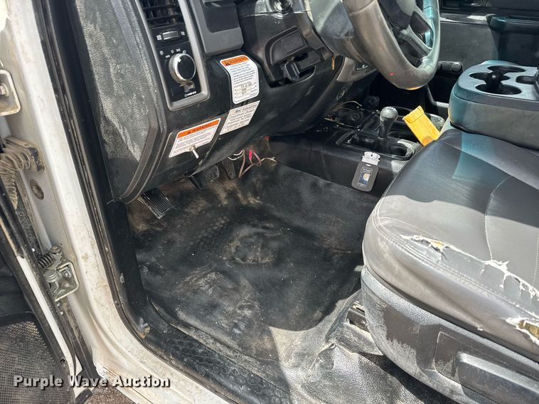 image for item EG6458 2015 Dodge Ram 5500 utility / service truck