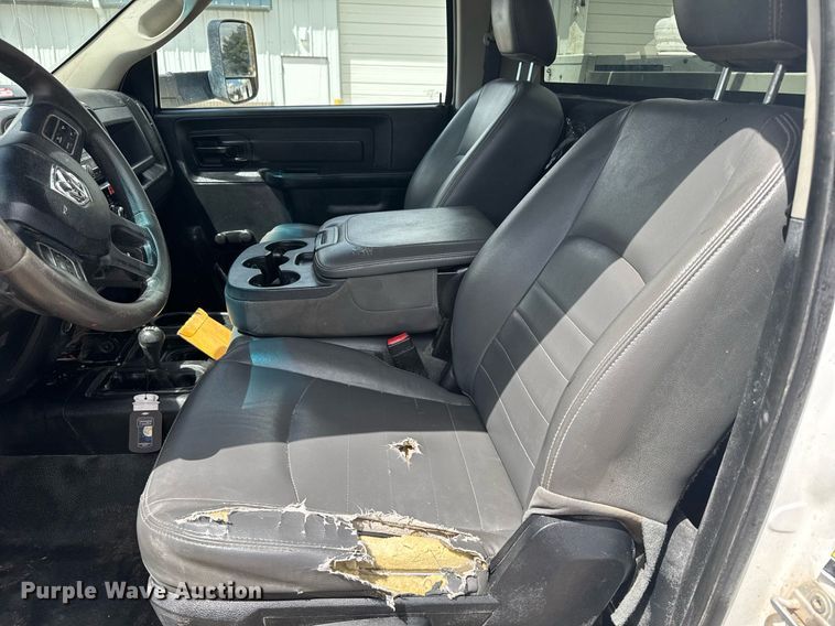 image for item EG6458 2015 Dodge Ram 5500 utility / service truck