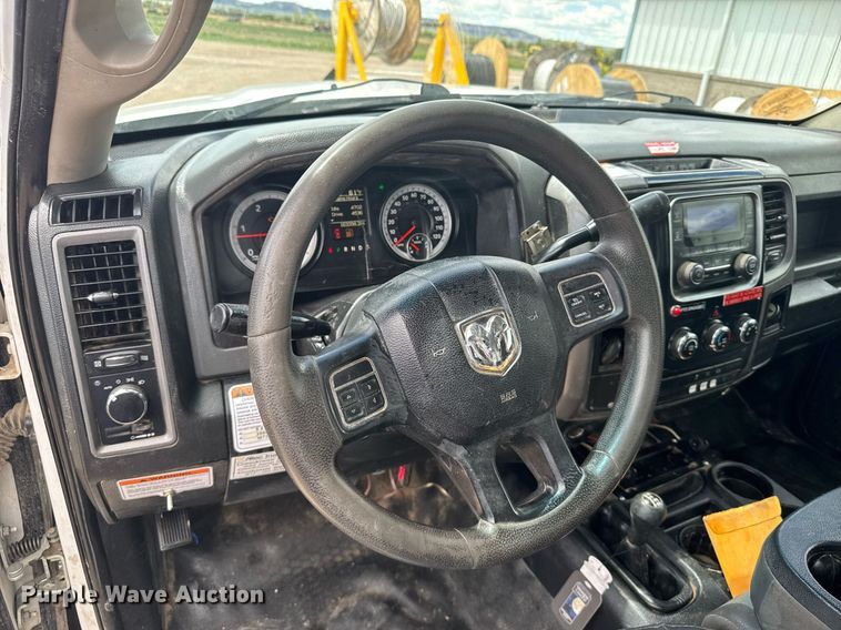 image for item EG6458 2015 Dodge Ram 5500 utility / service truck