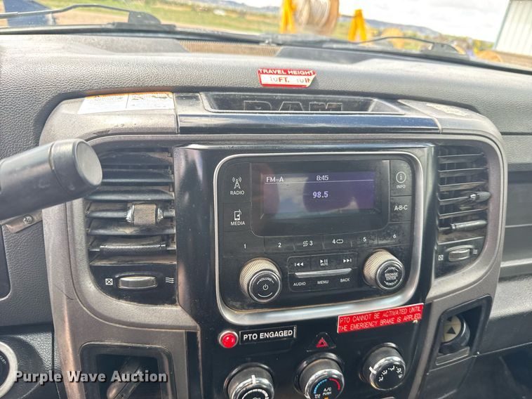 image for item EG6458 2015 Dodge Ram 5500 utility / service truck