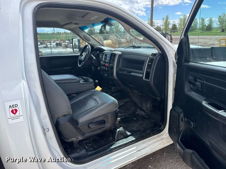 image for item EG6458 2015 Dodge Ram 5500 utility / service truck