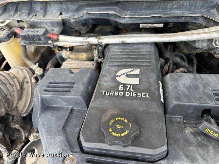 image for item EG6458 2015 Dodge Ram 5500 utility / service truck