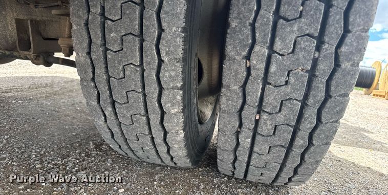 image for item EG6458 2015 Dodge Ram 5500 utility / service truck