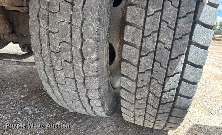 image for item EG6458 2015 Dodge Ram 5500 utility / service truck