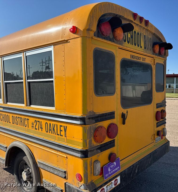 image for item EG6482 2005 Chevrolet Express G3500 school bus