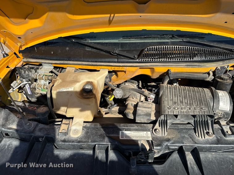 image for item EG6482 2005 Chevrolet Express G3500 school bus